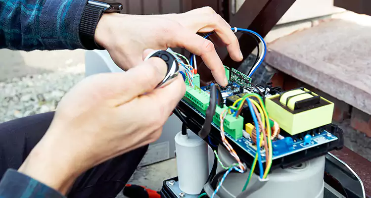 Automatic Driveway Gate Repair in Brent, FL