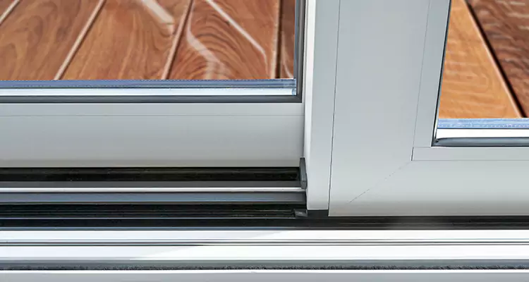 Patio Doors Leaking Water Issue Repair Services in Brent, FL