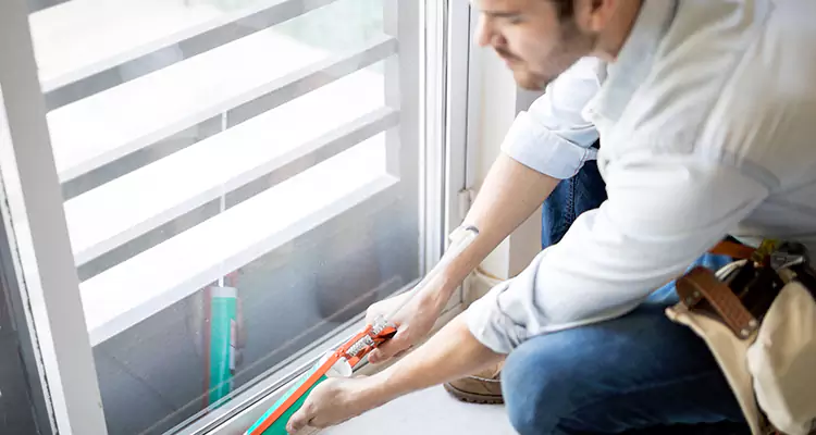 We fix All type of Sliding Door in Brent, FL