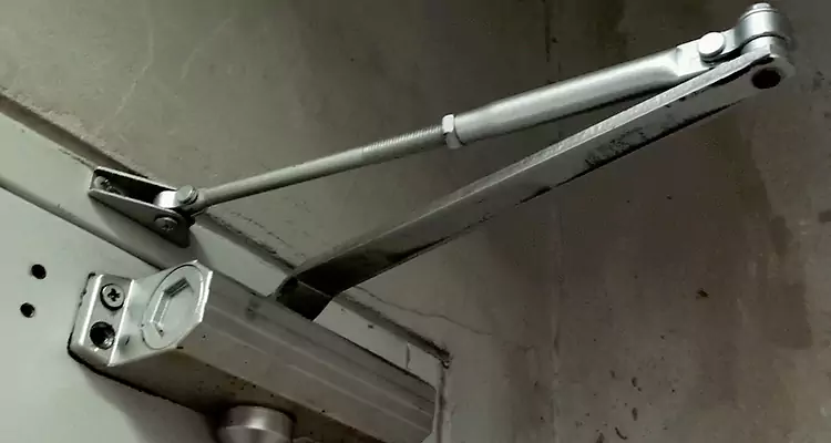 Door Closer Parallel Arm Installation in Brent, FL